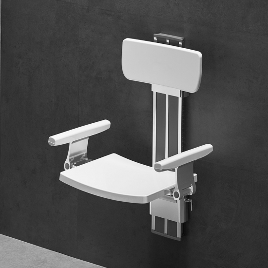 Sedia o sedile da doccia regolabile in altezza con seduta
